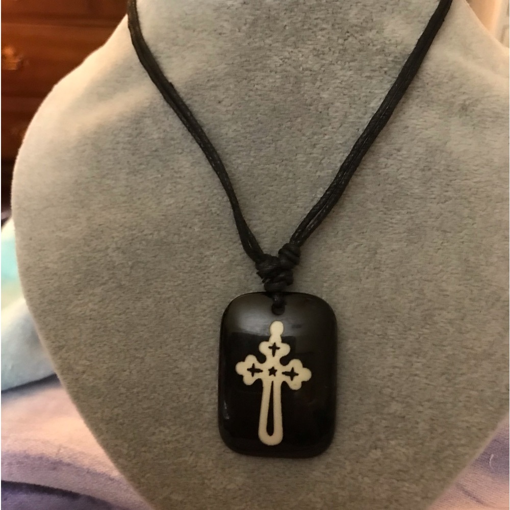 FASHION NECKLACE